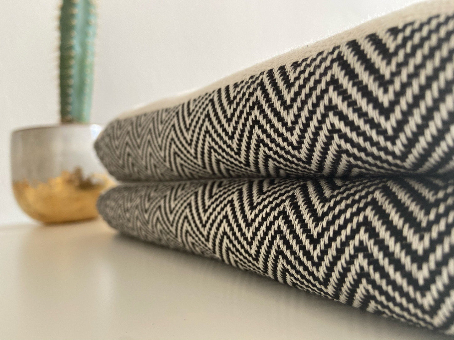 Xanthos Throw