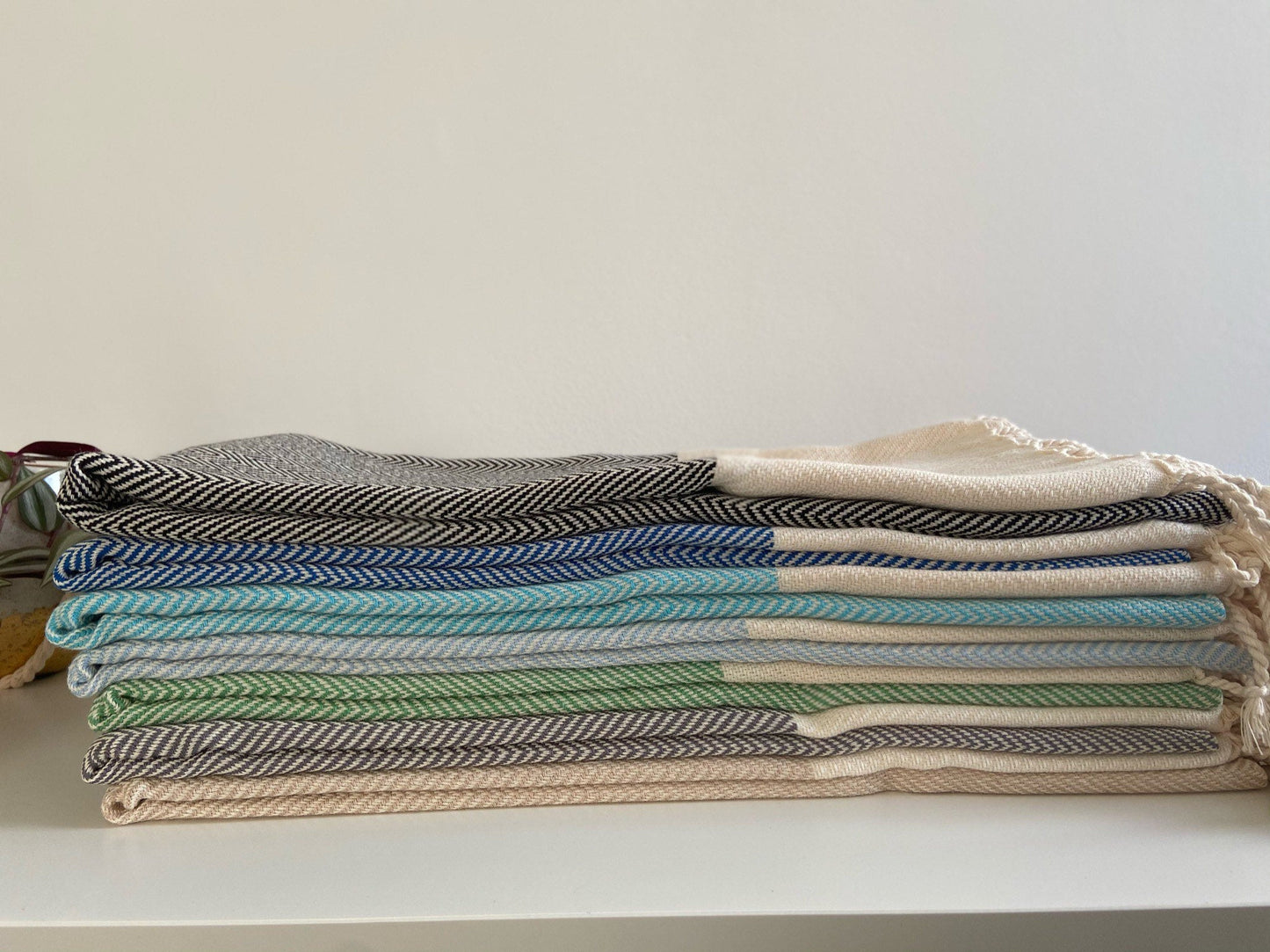 Xanthos Throw