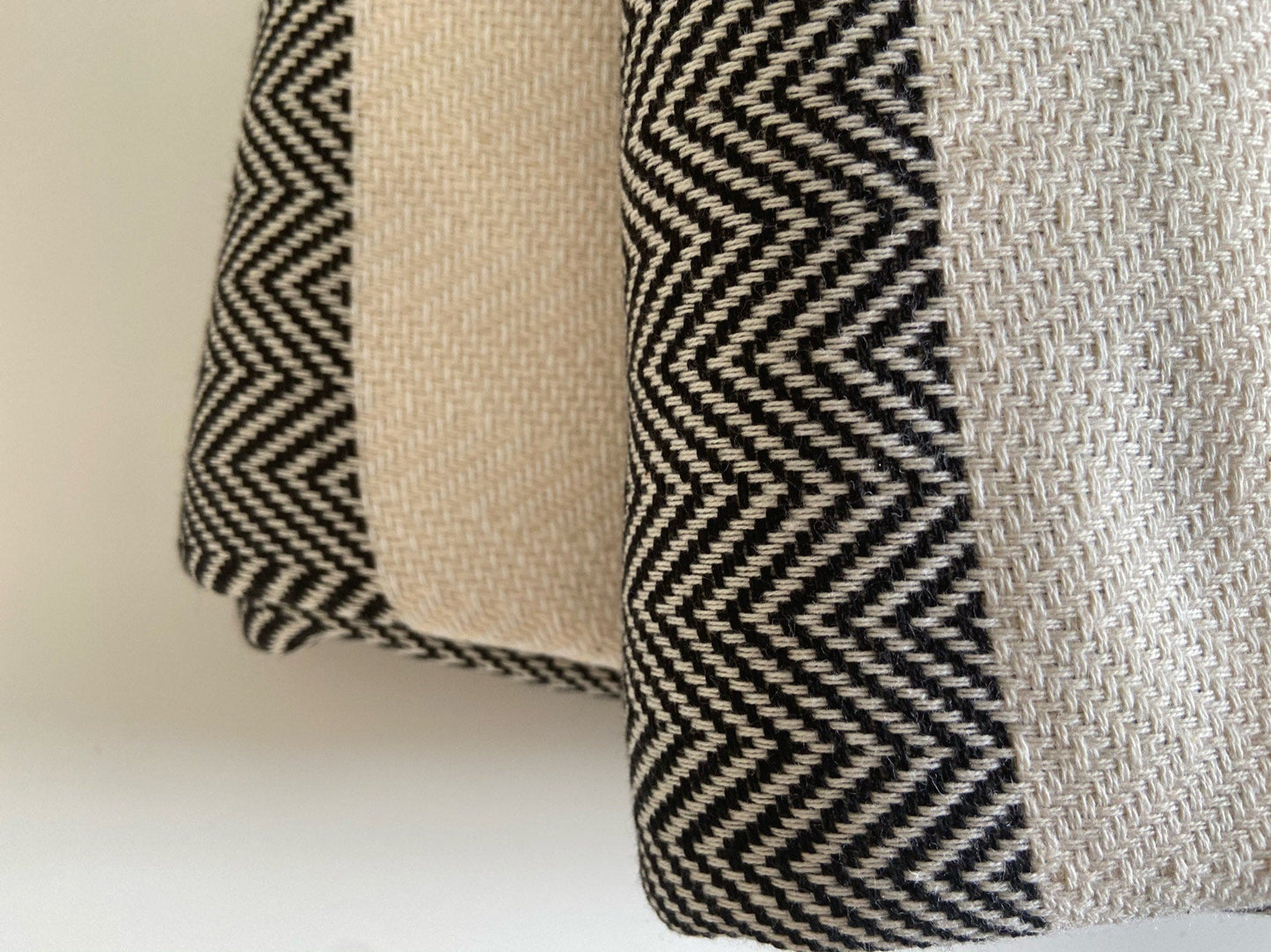 Xanthos Throw