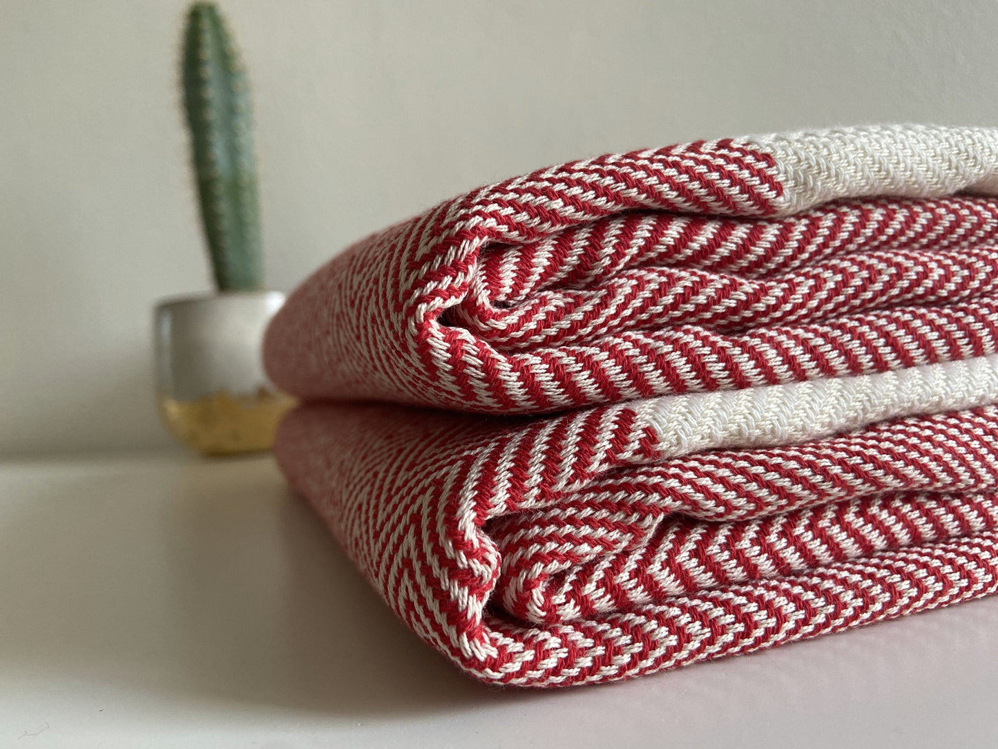 Camyuva Throw