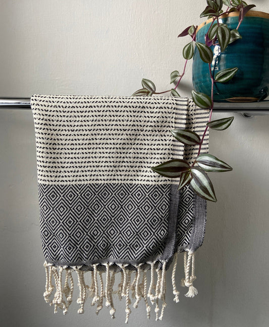 Diamond Striped Design Hand Towel - Kitchen Towel - Bathroom Hand Towel - Cotton Towel