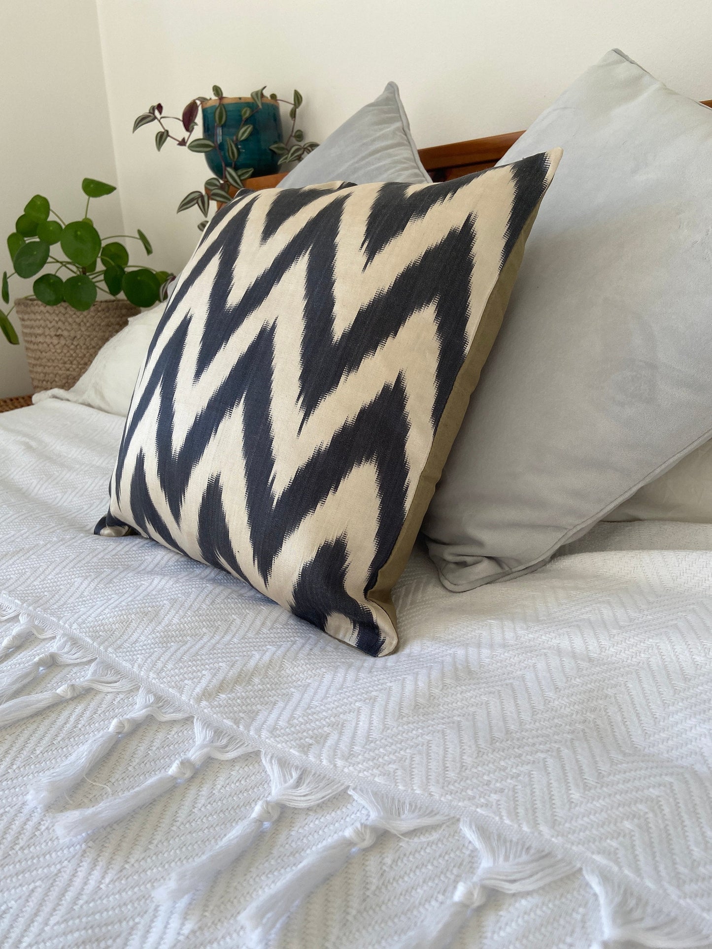 Silk Ikat Cushion Cover, Zigzag Cushion Cover, Black Silk Ikat Cushion Cover, Decorative Cushion Covers, Cushion Covers, Cushion Cover 40x40
