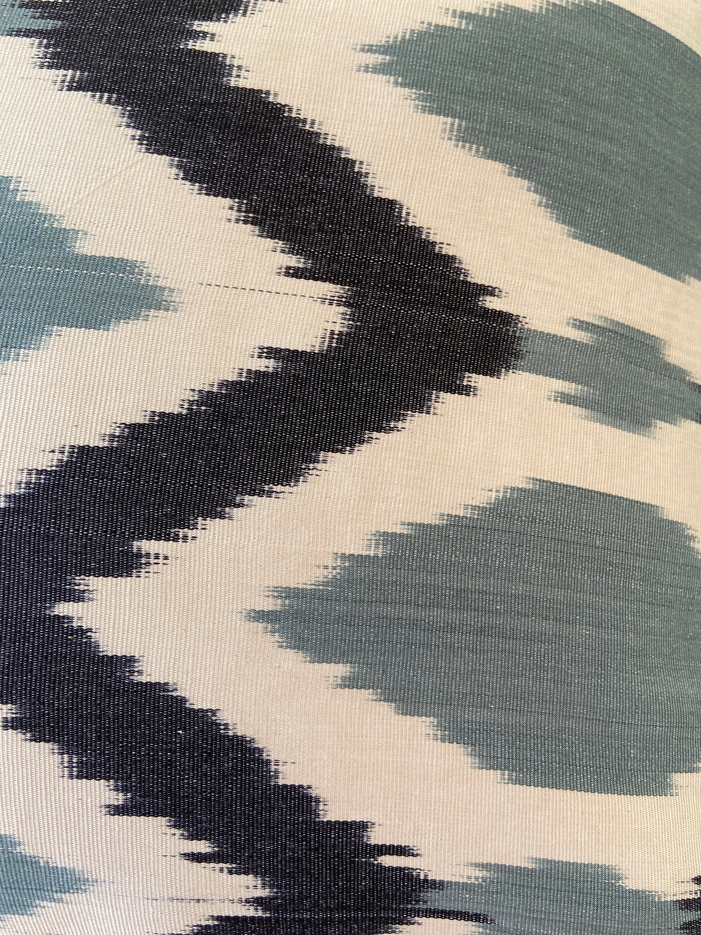 Silk Ikat Pillow Cover, Geometric Design Cushion Cover 40x60
