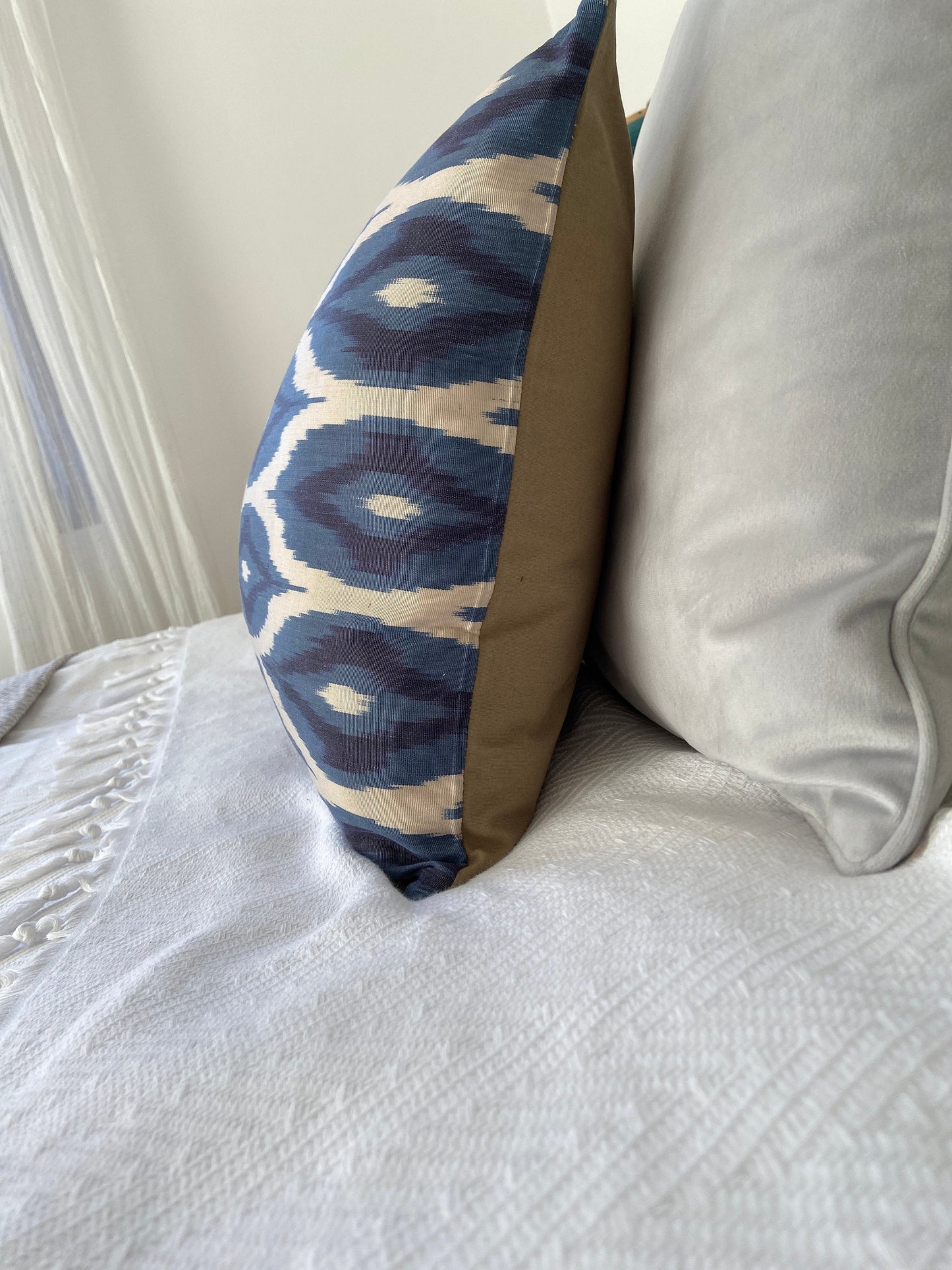 Silk Ikat Cushion Cover, Geometric Design Cushion Cover 40x60