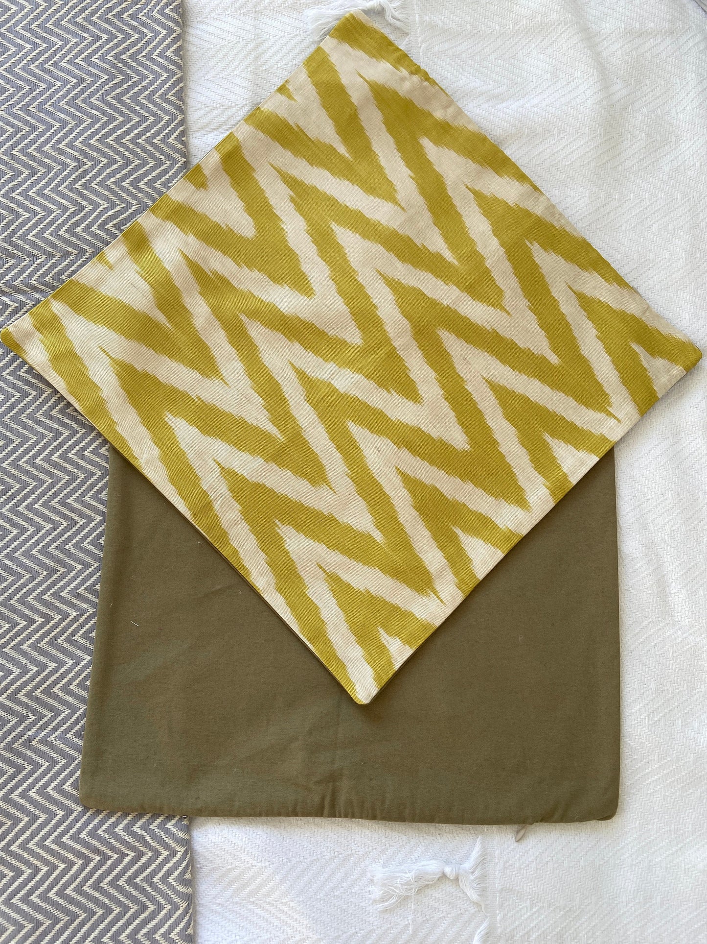 Silk Ikat Cushion Cover, Zigzag Cushion Cover, Yellow Ikat Cushion Cover, Decorative Cushion Covers, Cushion Covers, Cushion Cover 40x40