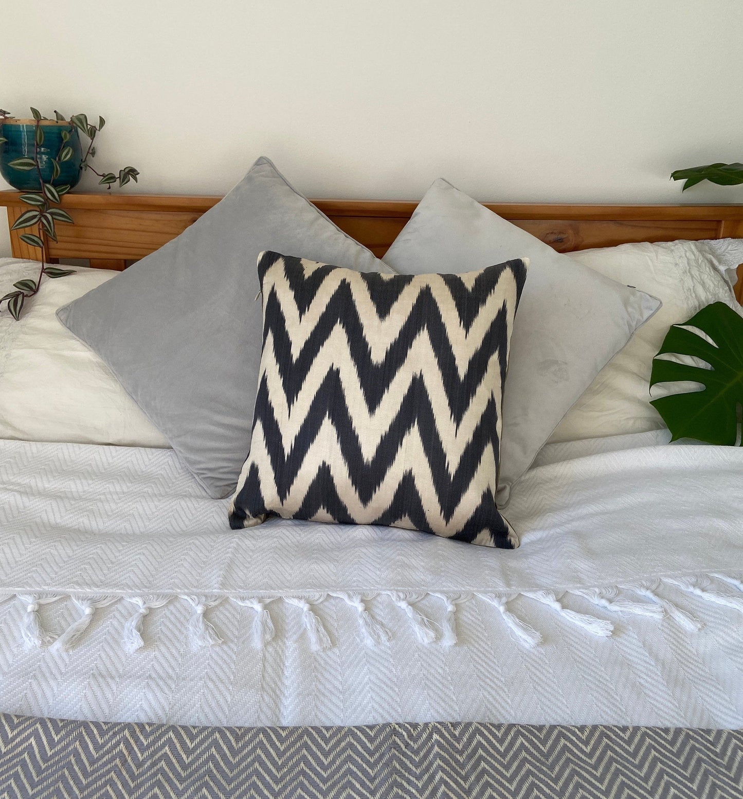Silk Ikat Cushion Cover, Zigzag Cushion Cover, Black Silk Ikat Cushion Cover, Decorative Cushion Covers, Cushion Covers, Cushion Cover 40x40
