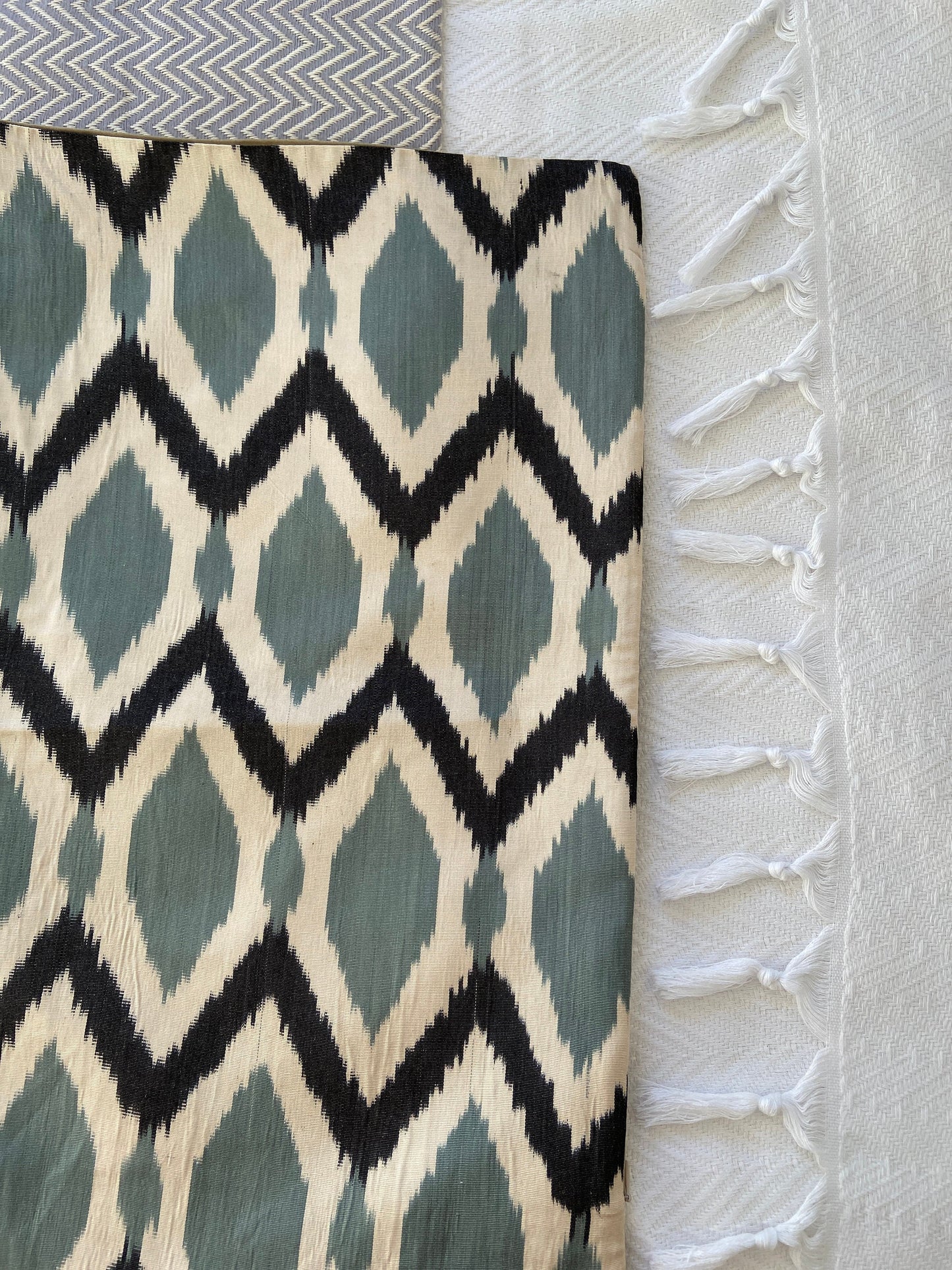 Silk Ikat Pillow Cover, Geometric Design Cushion Cover 40x60