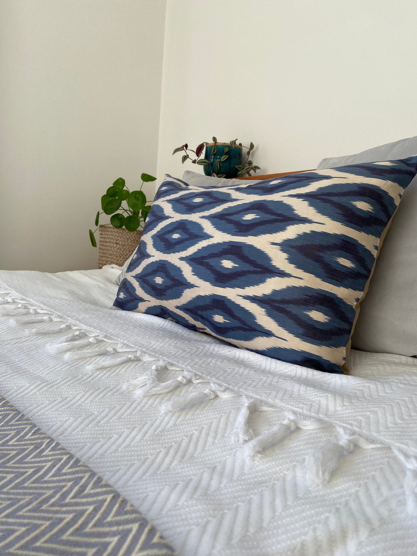 Silk Ikat Cushion Cover, Geometric Design Cushion Cover 40x60