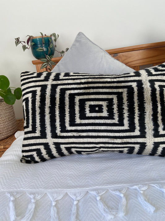 Velvet Black Cushion Cover, Decorative Cushions 40x60